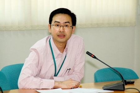 ประชุมแลกเปลี่ยนความคิดเห็นนักศึกษาบัณฑิตศึกษา
