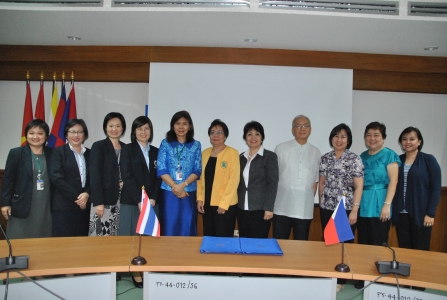 พิธีลงนามบันทึกข้อตกลงระหว่างคณะเภสัชศาสตร์ มหาวิทยาลัยมหิดล และ Faculty of Pharmacy and Medical Technology, University of Santo Tomas