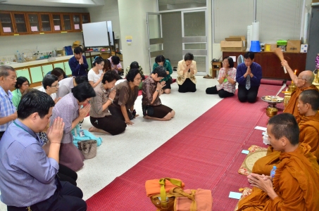 ทำบุญ ภาควิชาสรีรวิทยา