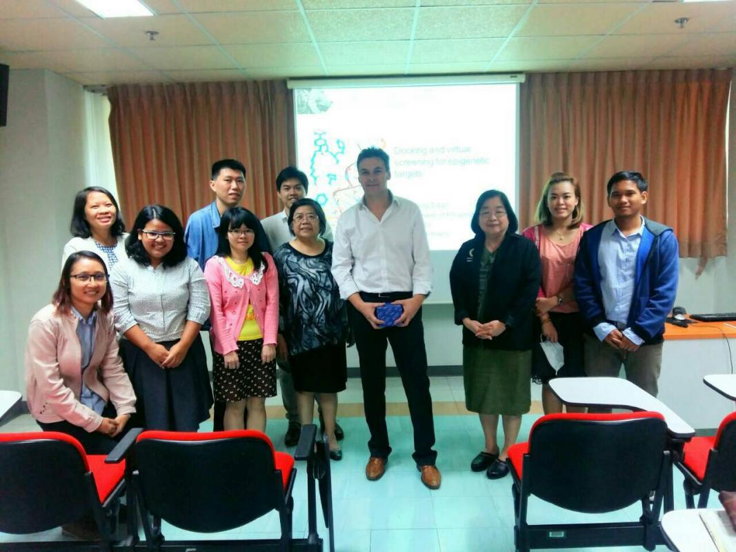 ภาควิชาเภสัชเคมี ได้เรียนเชิญ Prof. Prof. Wolfgang Sippl  จาก  Medicinal Chemistry, Institute of Pharmacy,
 Matin-Luther-Universitaet Halle-Wittenberg, Halle(Saale),Germany บรรยายพิเศษ