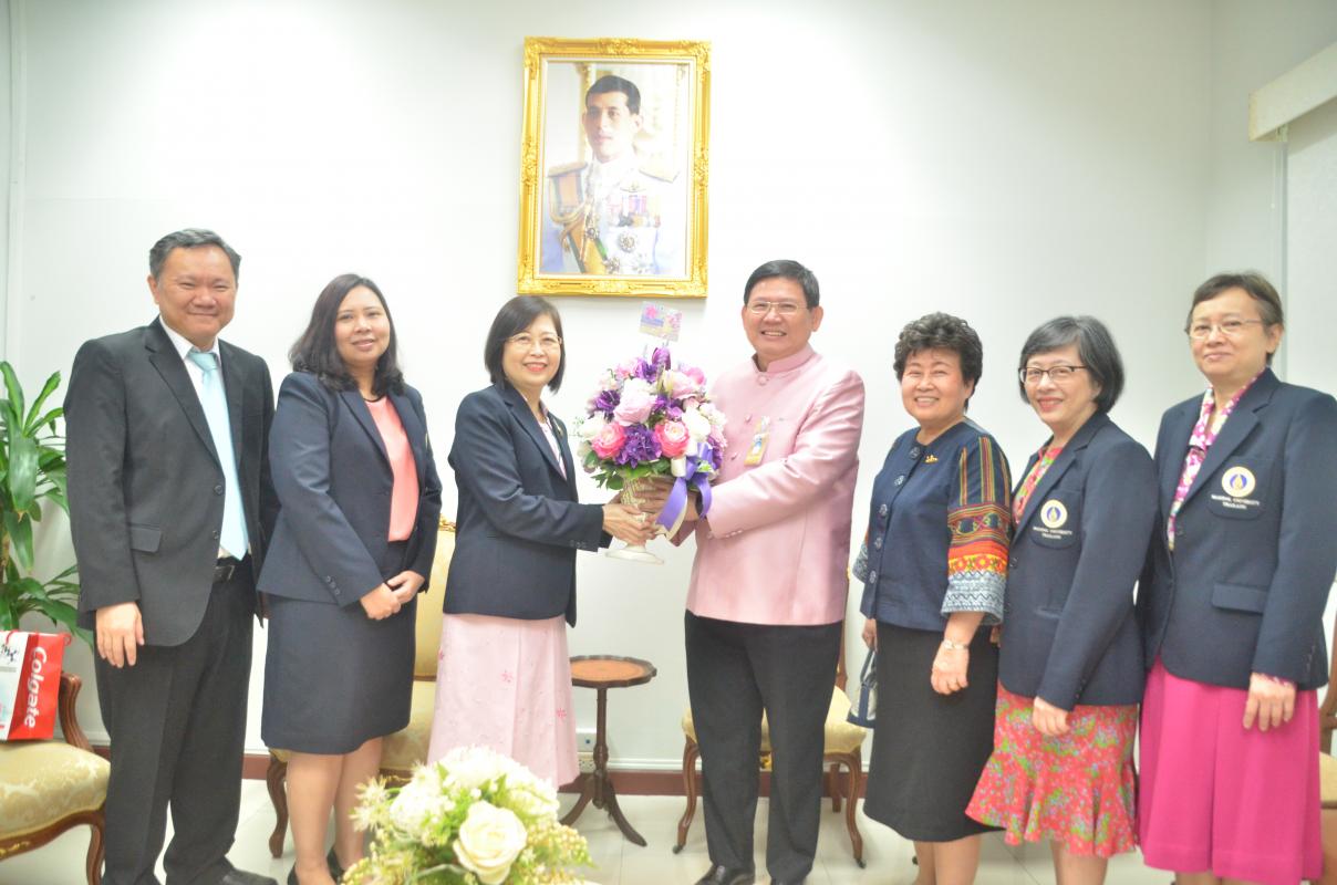คณบดี และ ผู้บริหาร คณะเภสัชศาสตร์ มหาวิทยาลัยมหิดล เข้าพบ รัฐมนตรี ณ.ตึกทำเนียบรัฐบาล