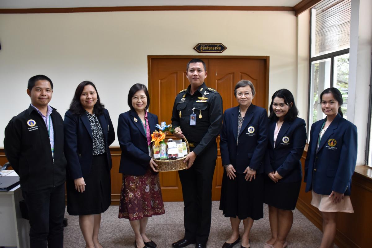เข้าพบและสวัสดีปีใหม่กองพัน