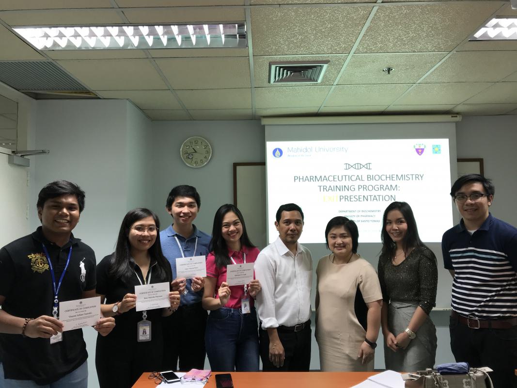Exit presentation of biochemistry students from UST