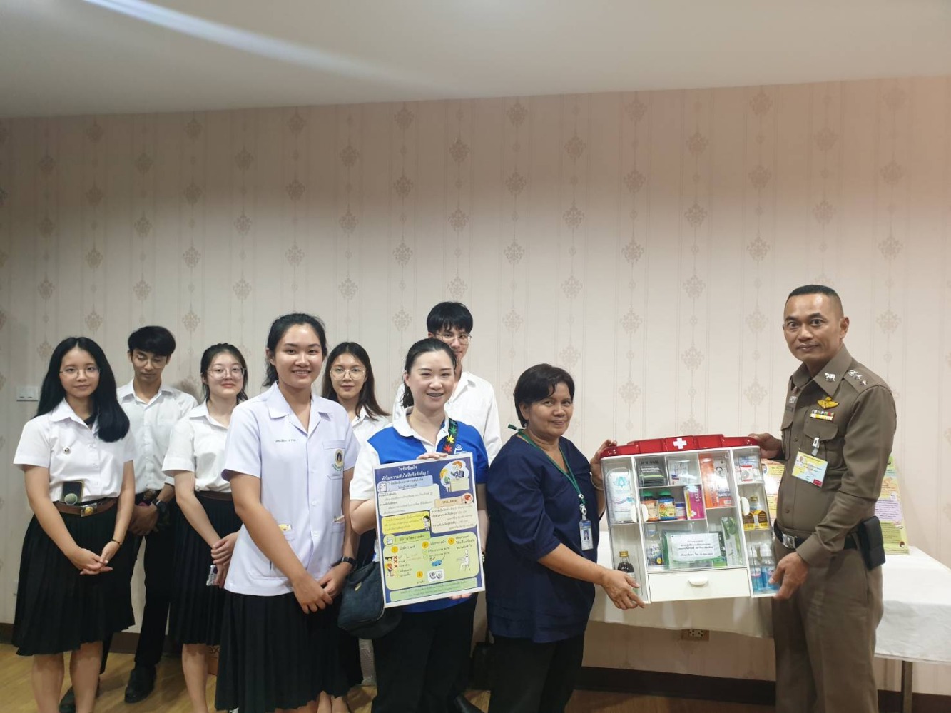 โครงการร้านยาคณะเภสัชฯ มหิดลร่วมใจ ร่วมบริหารตู้ยาชุมชนอย่างปลอดภัย 