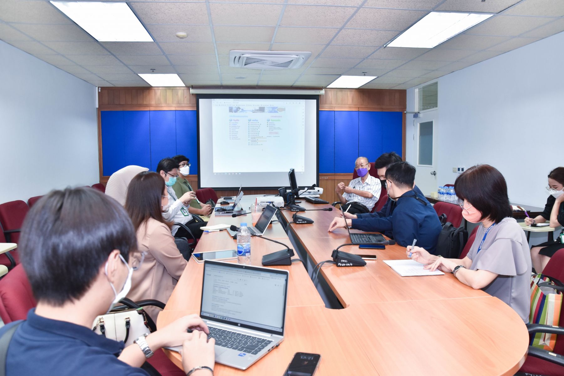 กองบริหารการศึกษามาดูงาน (โปรแกรม อาจารย์ บุญเทียม)