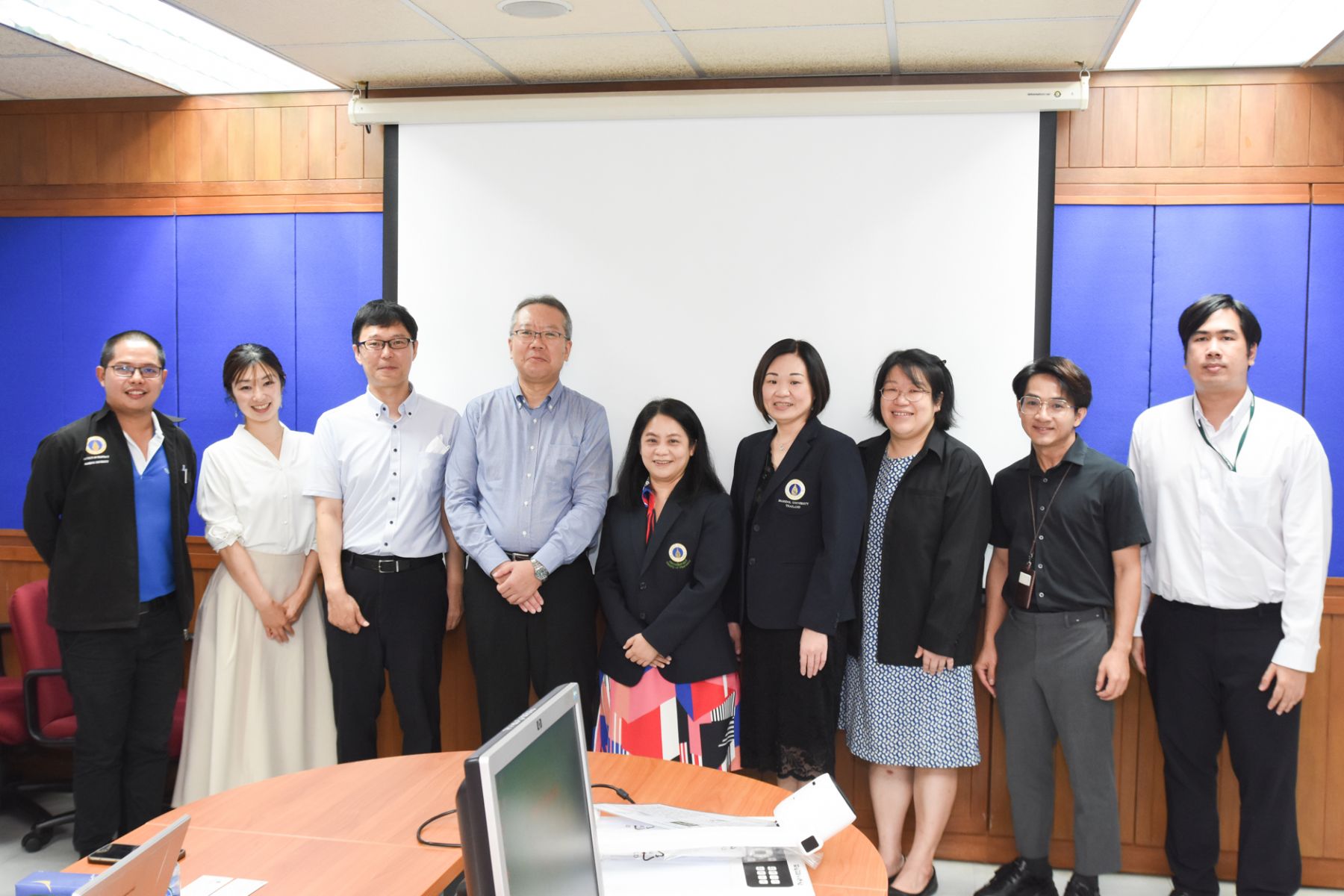 ต้อนรับ Rohto Company