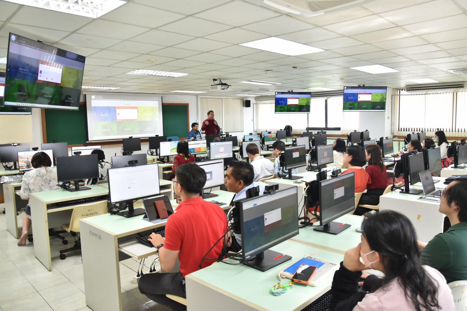 การอบรมการใช้ระบบประเมินทะเบียนยา Online ครั้งที่ 1