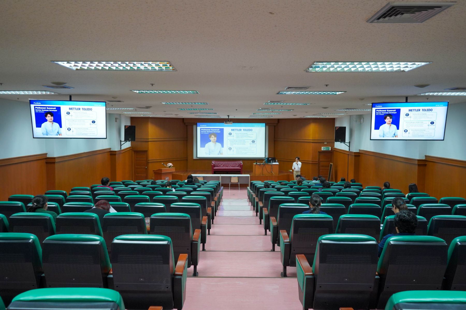 อบรมเรื่อง Update on the Revision of USP General Chapter alances and Weighing on an Analytical Balance