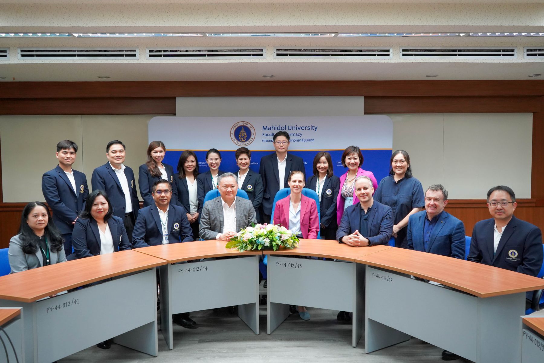 ต้อนรับผู้บริหารและคณาจารย์ National University of Singapore (NUS)