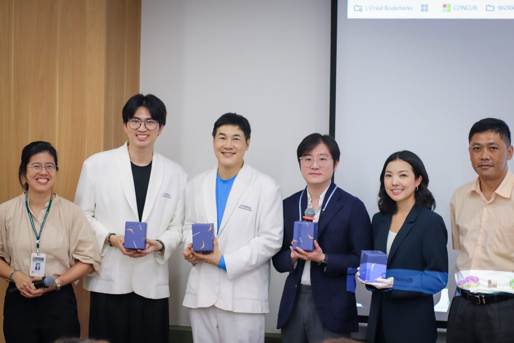 Power Up Your Voice ทักษะการนำเสนอเพื่อเภสัชกร Gen Z โดย ĽOréal