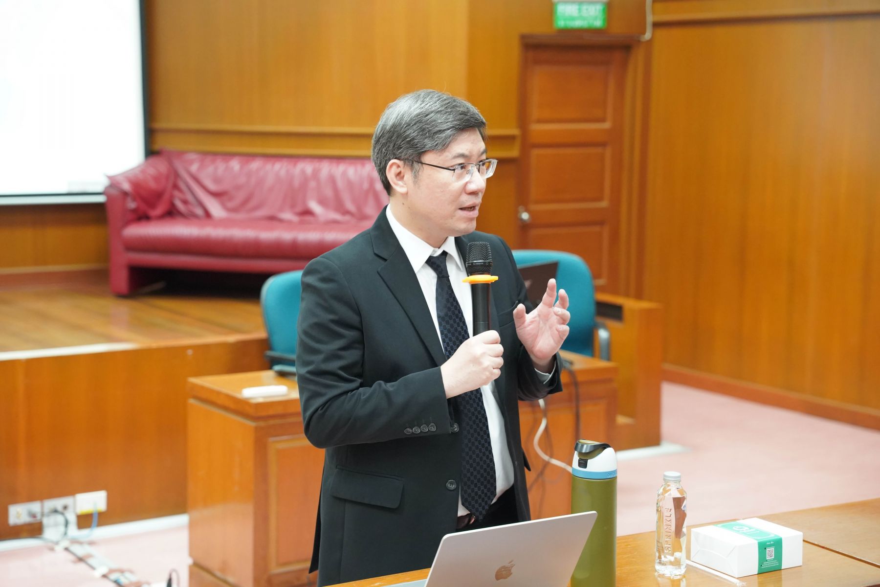 โครงการคลินิกให้คำปรึกษาการขอตำแหน่ง