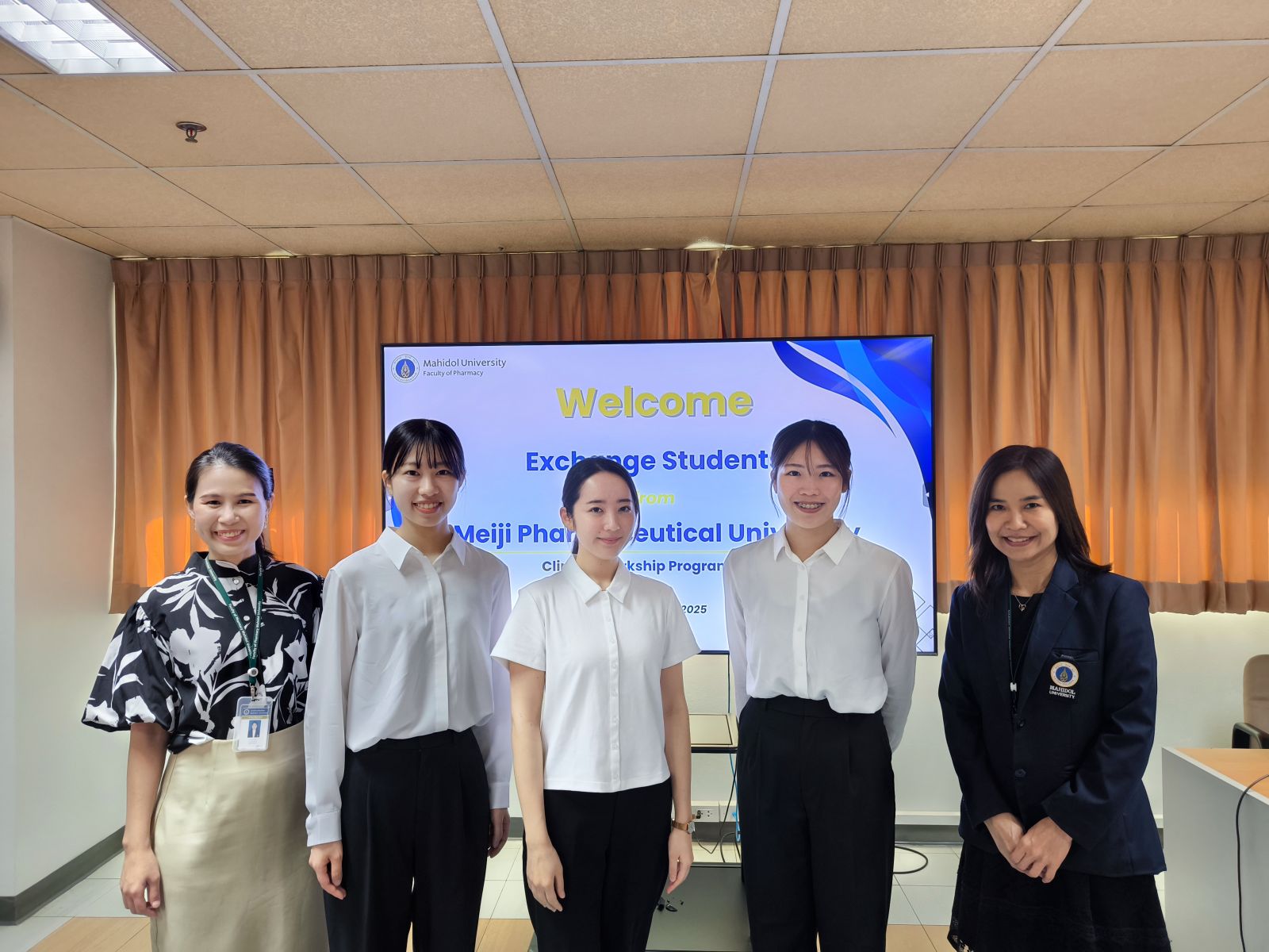 Orientation of Meiji Pharmaceutical University students