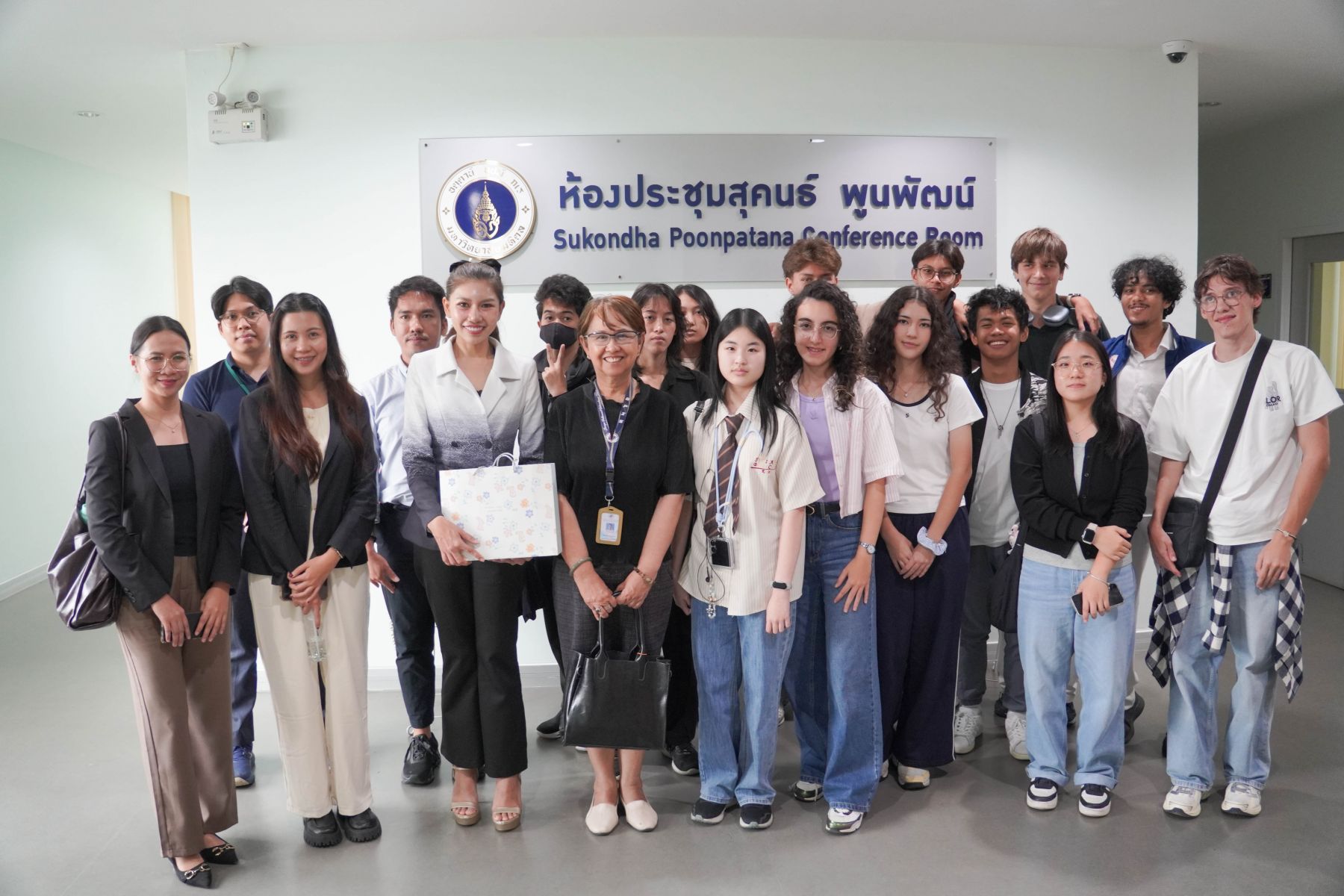 ต้อนรับนักศึกษา โรงเรียนนานาชาติบูรพาพัฒนศาสตร์ มาเยี่ยมคณะ