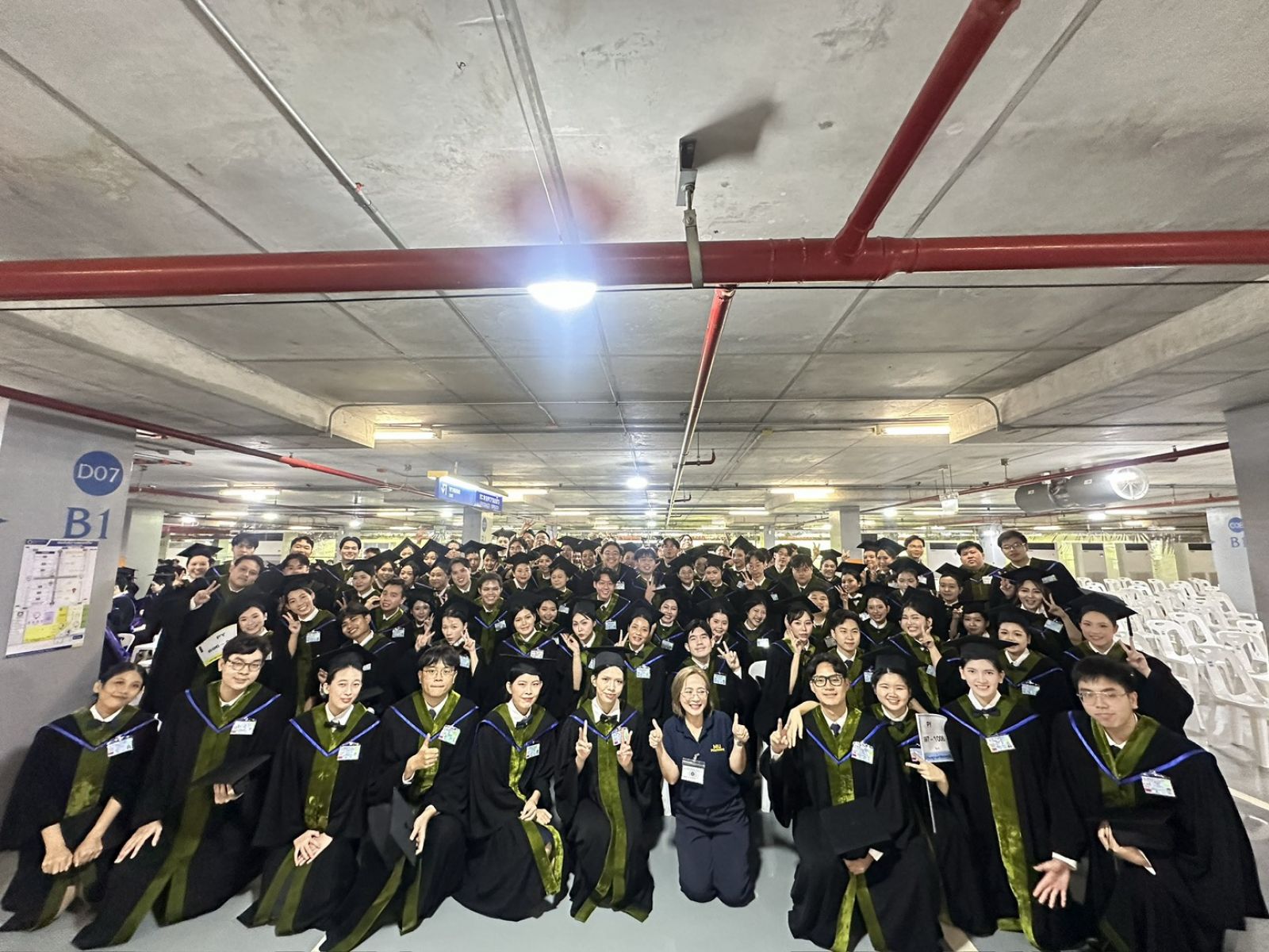 บัณฑิตเภสัชมหิดลรุ่นที่ 52 เข้ารับพระราชทานปริญญาบัตร ประจำปีการศึกษา 2568