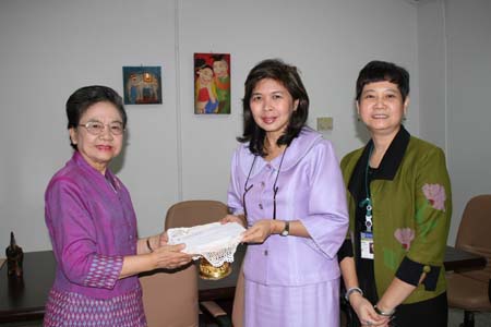 ศ.ดร.ภญ. ไพรินทร์  เพชรคล้าย ทุนการศึกษาสำหรับนักศึกษาเภสัชศาสตร์