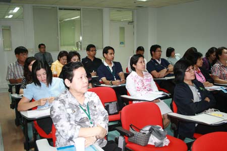บุคลากร คณะเภสัชศาสตร์ เข้าร่วมโครงการ “พัฒนาภาวะผู้นำกับการพัฒนาทักษะทางการบริหารงาน บริหารคน และ การบริหารเวลา”