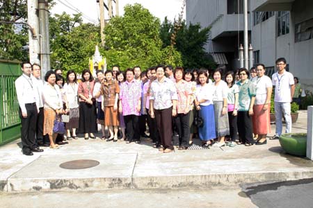 สืบสานประเพณีสงกรานต์ ประจำปี 2555