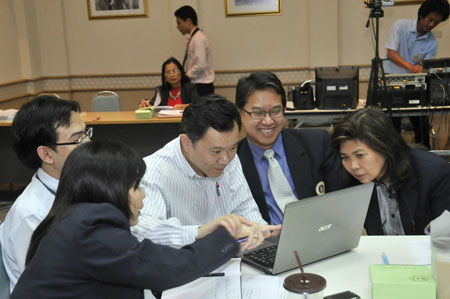 คณบดีและทีมผู้บริหารคณะเภสัชศาสตร์ ได้เข้าร่วมโครงการเปิดตัว Education Criteria for Performance Excellence (EdPEx) ณ ห้องประชุมนิตยา คชภักดี ชั้น 3 สถาบันแห่งชาติเพื่อการพัฒนาเด็กและครอบครัว จัดขึ้นโดย กองพัฒนาคุณภาพ มหาวิทยาลัยมหิดล