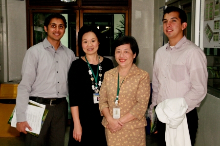 นักศึกษาแลกเปลี่ยน Mr. Niyat Patel และ Mr. Pedro Diaz