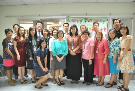 เลี้ยงงานวันเกิด ประจำเดือนพฤษภาคม 2556