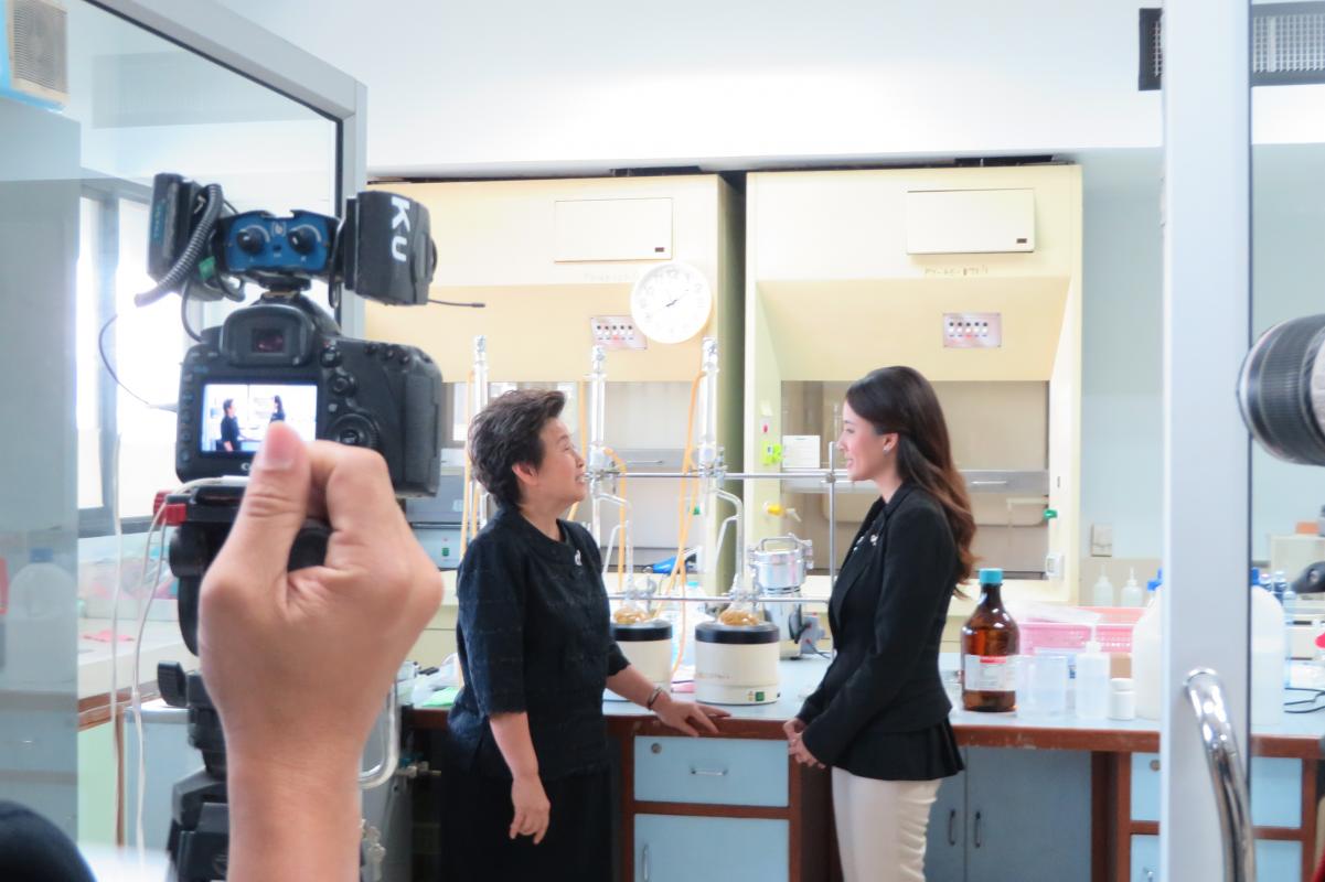 รายการเดินหน้าปฏิรูปเข้าสัมภาษณ์ อ.นพมาศ