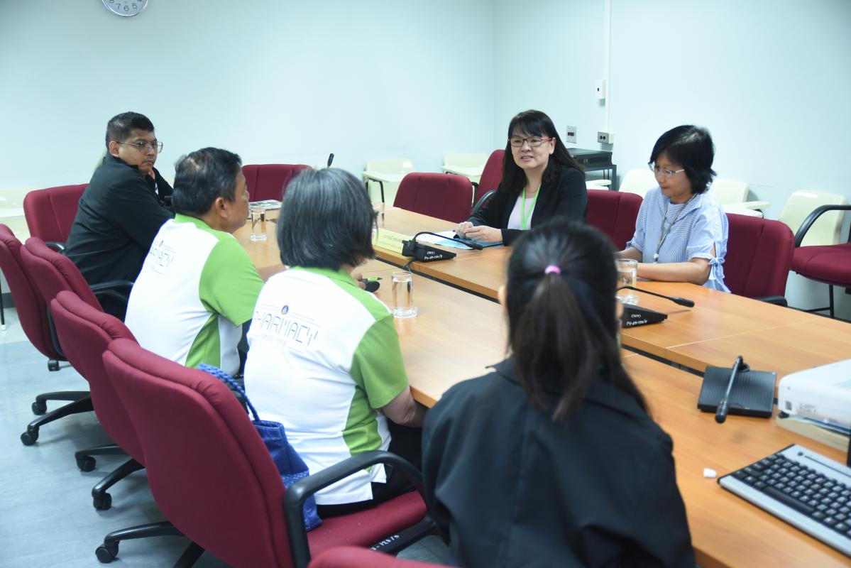ต้อนรับคณะผู้เยี่ยมชมกิจกรรมสร้างสุขของคณะเภสัชฯ