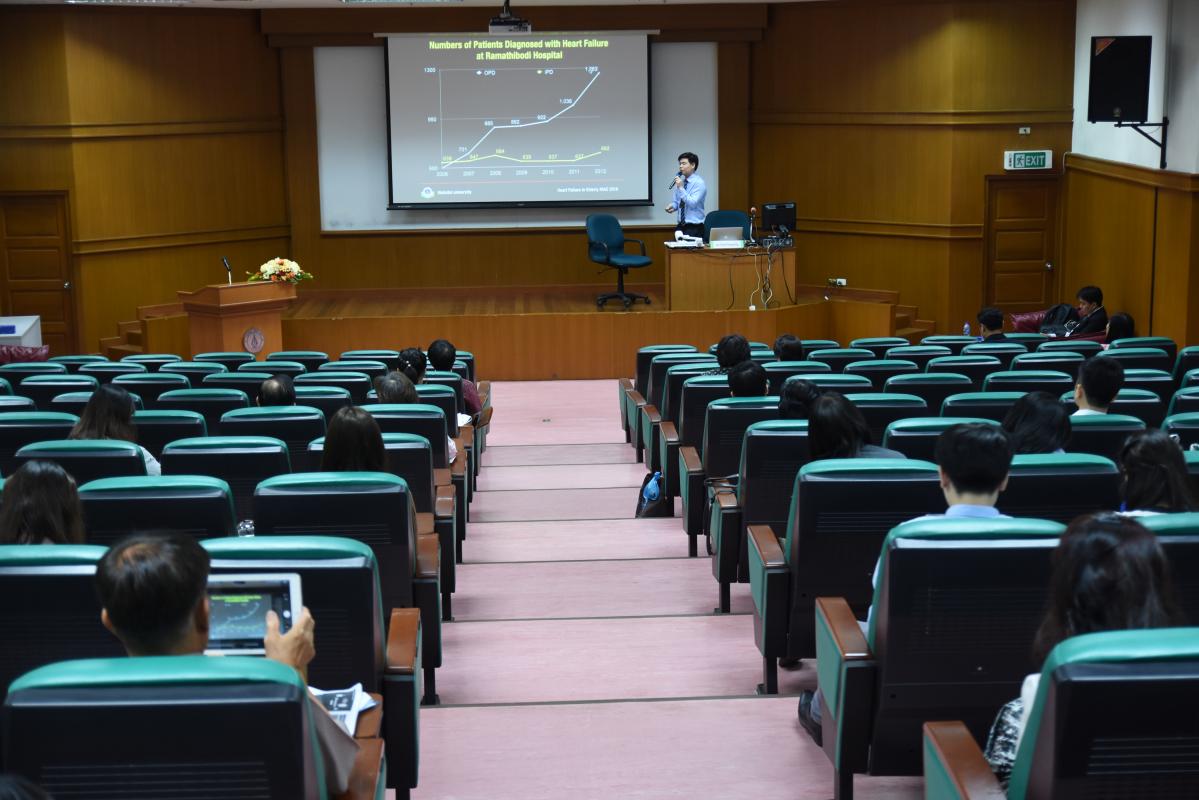 การอบรมวิชาการ เรื่อง รู้ทันการสูงวัย การดูแลหัวใจและปอด
