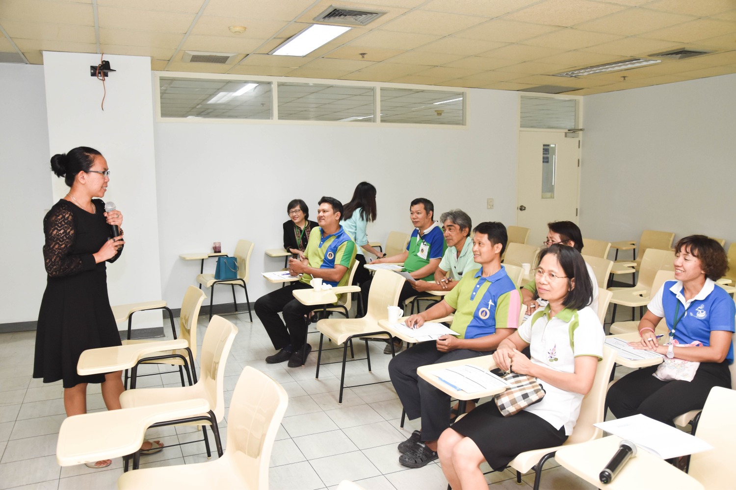โครงการอบรมภาษาอังกฤษเบื้องต้น (กลุ่มที่ 1)