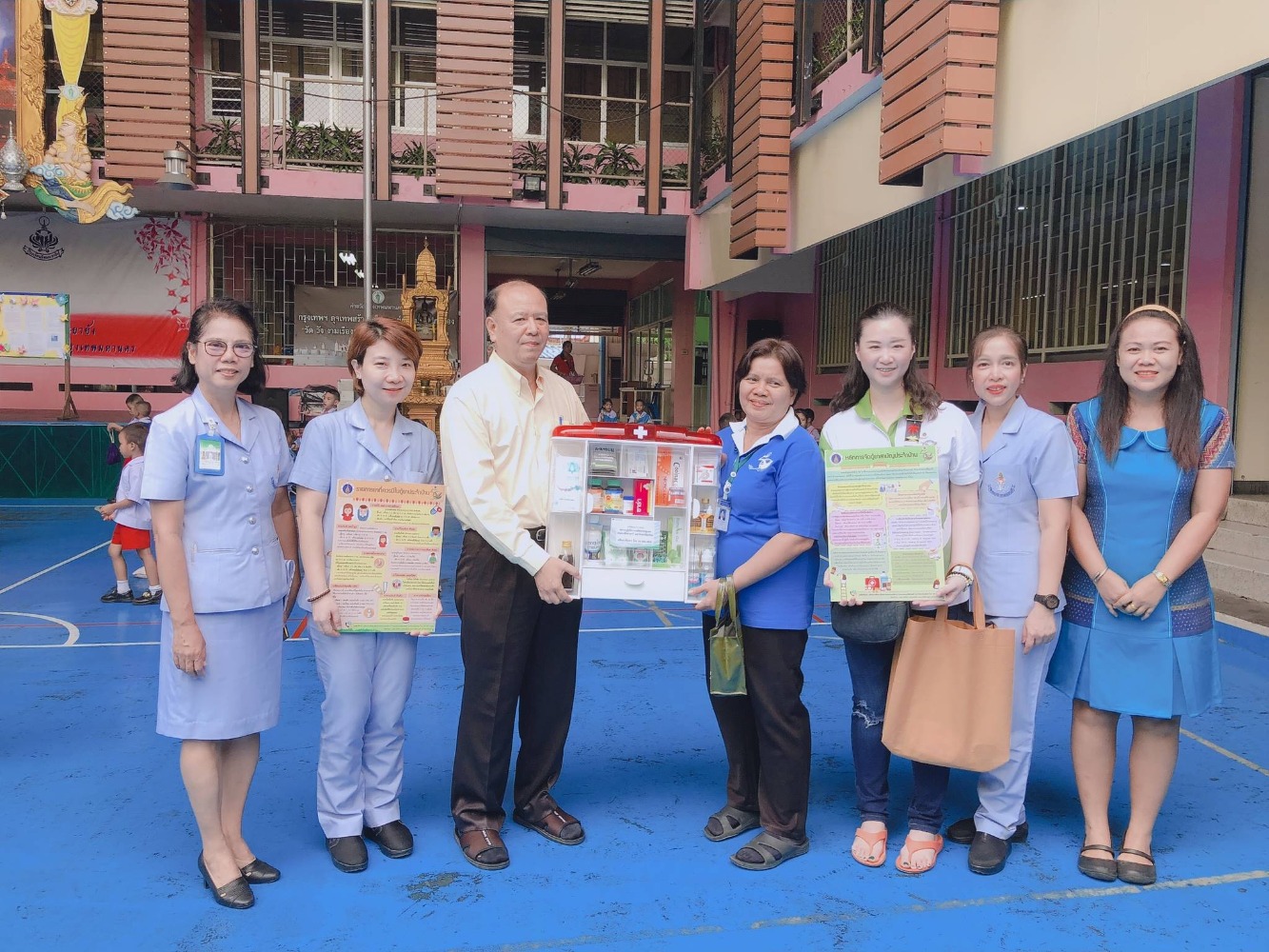 โครงการร้านยาคณะเภสัชฯ มหิดลร่วมใจ ร่วมบริหารตู้ยาชุมชนอย่างปลอดภัย 