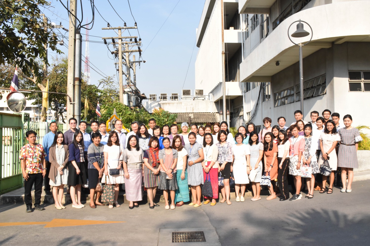 กิจกรรมทำบุญตักบาตรวันขึ้นปีใหม่ ประจำปีพุทธศักราช 2563