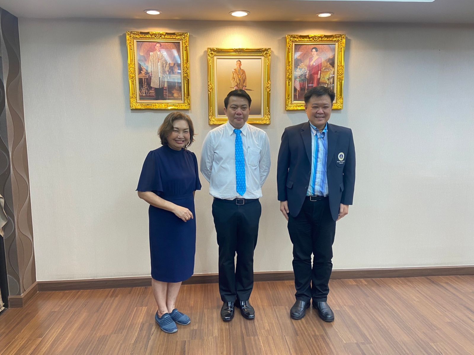 ผู้บริหารคณะเภสัชศาสตร์ ร่วมแสดงความปรารถนาดีเนื่องในโอกาสสวัสดีปีใหม่ 2566 แก่ผู้อำนวยการโรงพยาบาลสงฆ์