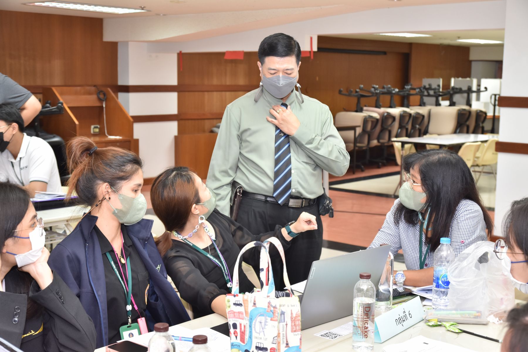 อบรมการจัดทำคู่มือมาตรฐานการปฏิบัติงาน (Standard Operating Procedure)