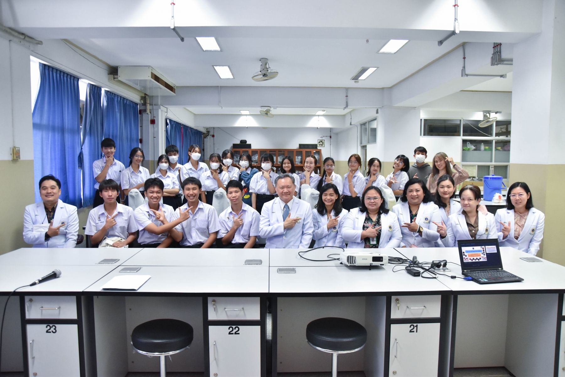 โครงการสมุนไพรวัยทีน ภาคเภสัชวินิจฉัย