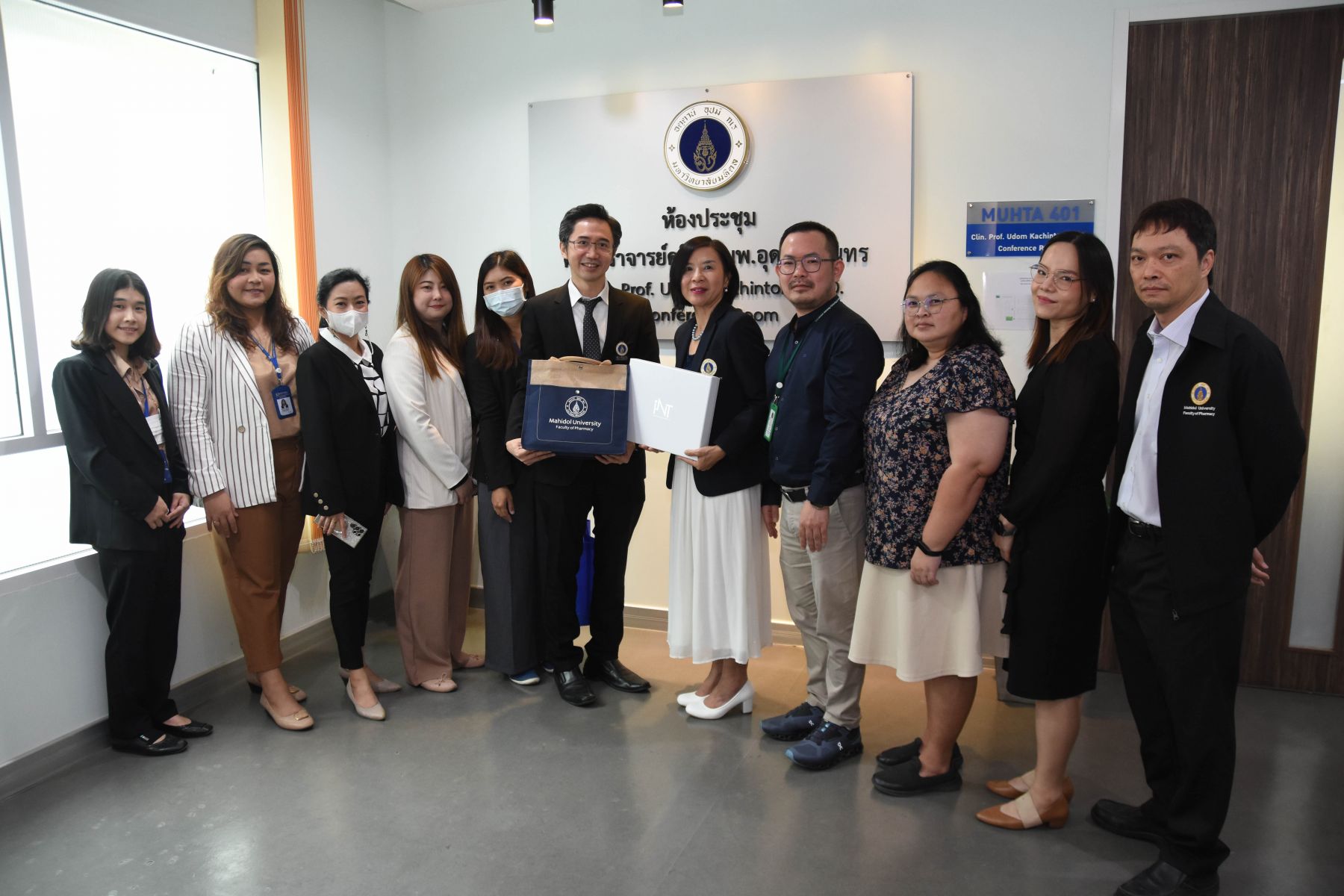 ศูนย์ MICC สถาบันบริหารจัดการเทคโนโลยีและนวัตกรรม เข้าเยี่ยมชมคณะเภสัชศาสตร์ 