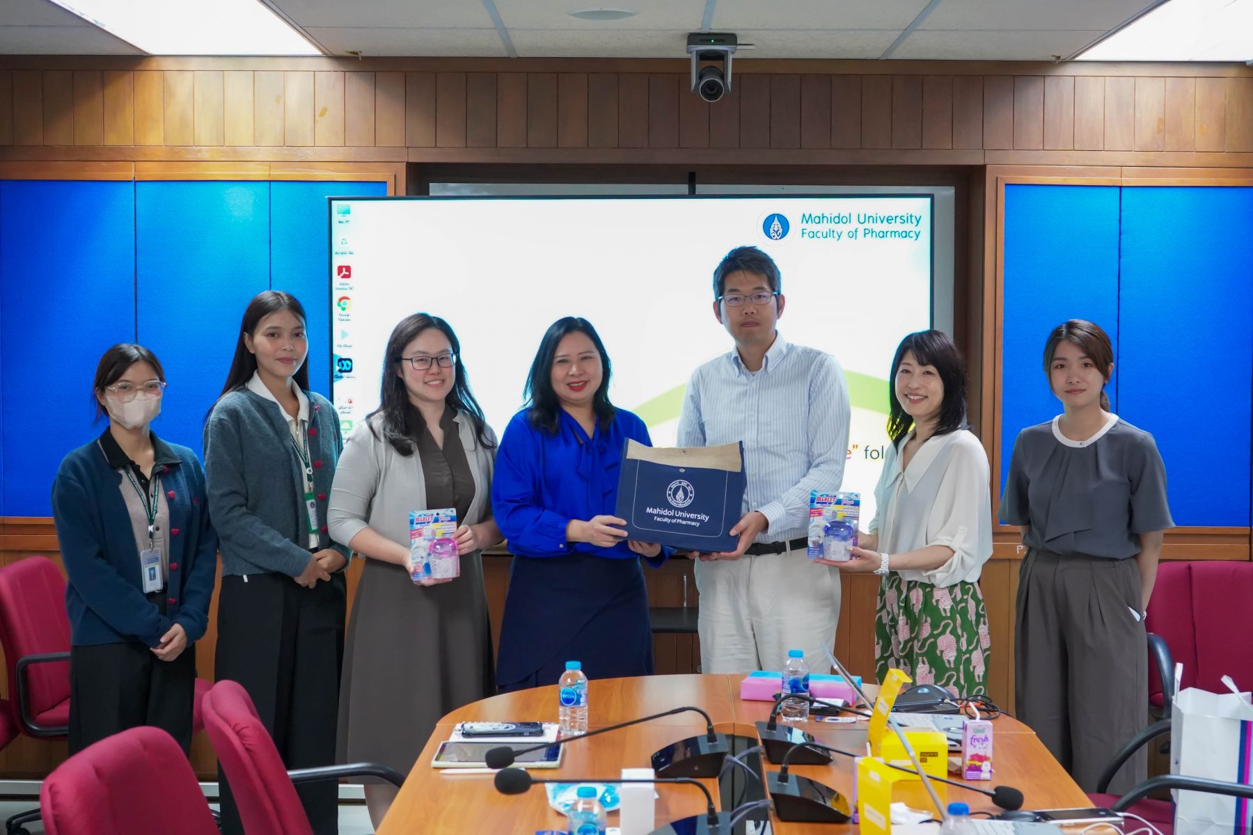 นัดประชุมกับ บริษัท Koboyashi