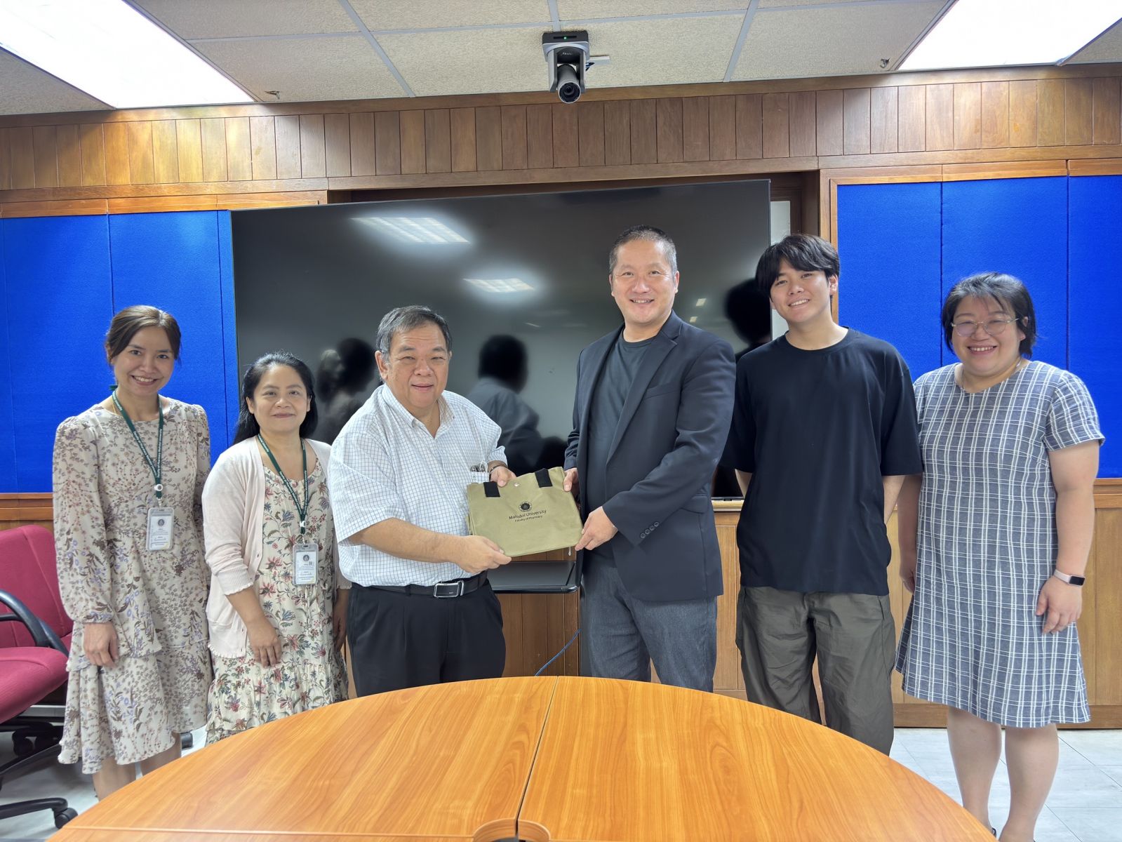 Visit of Prof. Dr. Toshio Sakai from Shinshu University