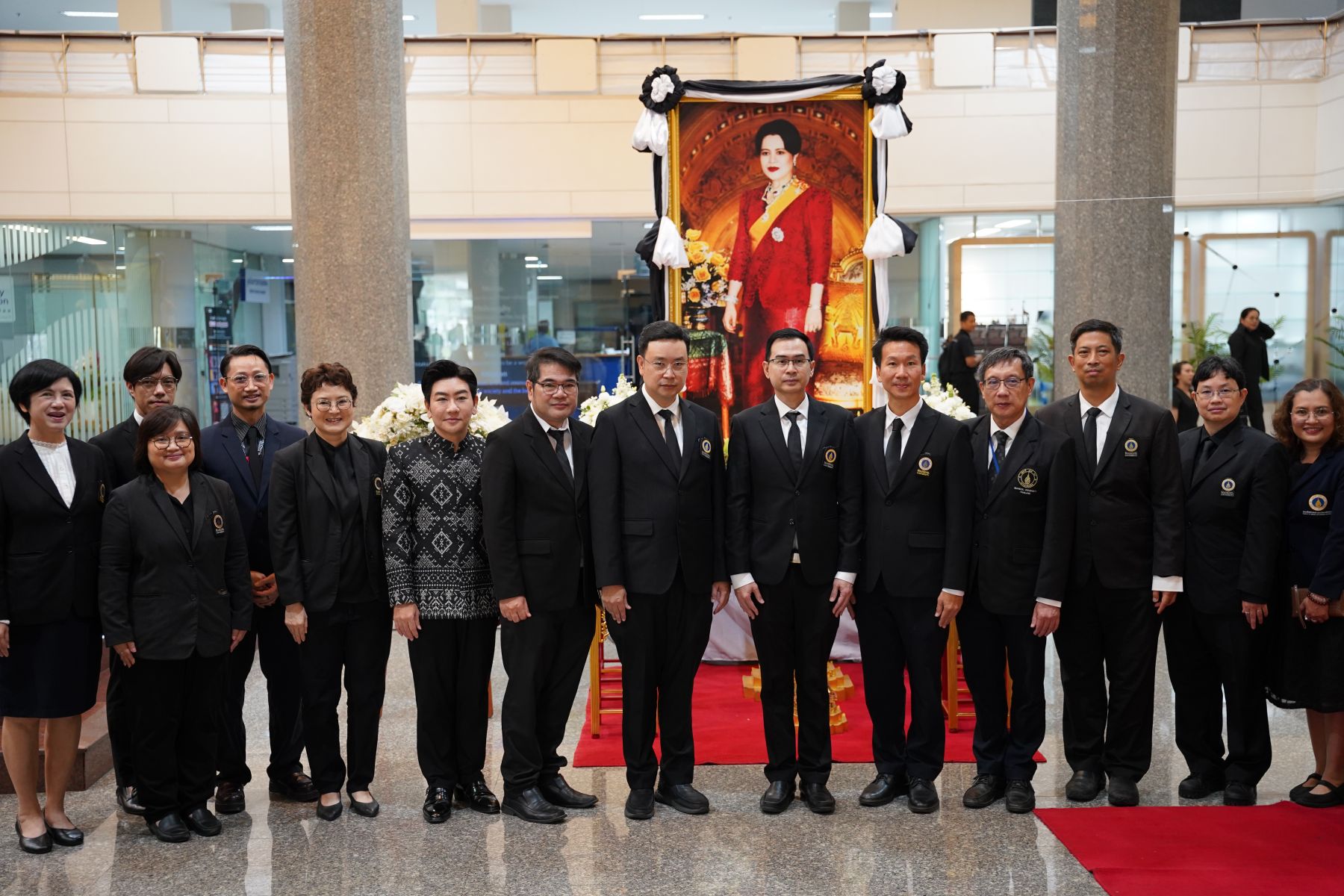 เข้าร่วมพิธีบำเพ็ญกุศล (50 วัน) พระพันปีหลวง