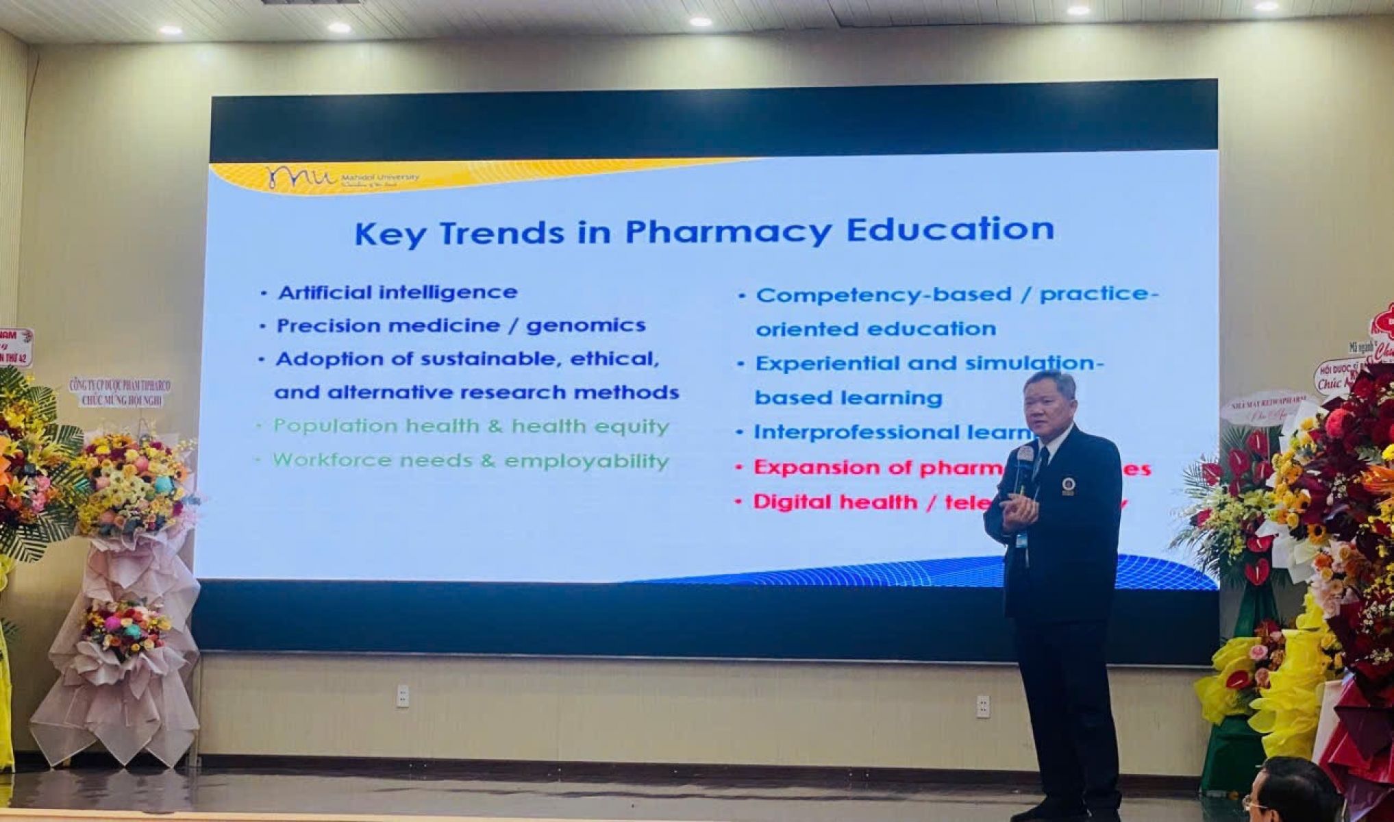 MUPY Dean as Keynote Speaker at Vietnam’s National Pharmaceutical Conference