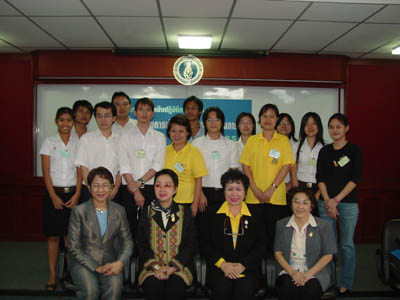 ประชุึมเชิงปฏิบัติการเรื่อง... 

QCC กับการพัฒนาบุคลิกภาพด้านการพูด

โดย อาจารย์กัลยา จงประดิษฐ์นันท์ และคณะ 

จัดเมื่อวันเสาร์ที่ 2 และอาทิตย์ที่ 3 กันยายน 2549 เวลา 9.00-17.00 น. ณ ห้องประชุมชั้น 5 อาคารวิจัย (อาคาร 5)
