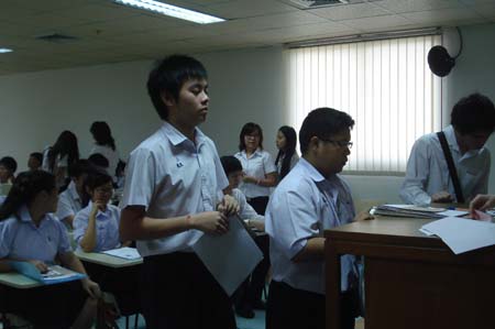 สอบสัมภาษณ์นักศึกษาระบบ Admissions ประจำปีการศึกษา 2554