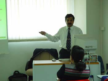 Prof. จากประเทศอินเดีย มาบรรยายพิเศษ