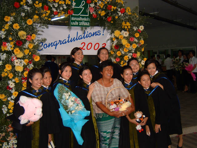 วันที่ 1-3 ก.ค. 2546 งานรับปริญญา นศภ. รุ่น 30