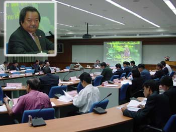 การประชุมคณะกรรมการบริหารกีฬามหาวิทยาลัยแห่งประเทศไทย ครั้งที่ 2/2548 โดยมี ศ.ดร.พรชัย มาตังคสมบัติ เป็นประธาน เมื่อวันอังคารที่ 5 เม.ย. 2548 ณ ห้องประชุม 606 อ.ราชรัตน์ คณะเภสัชศาสตร์ มหาวิทยาลัยมหิดล