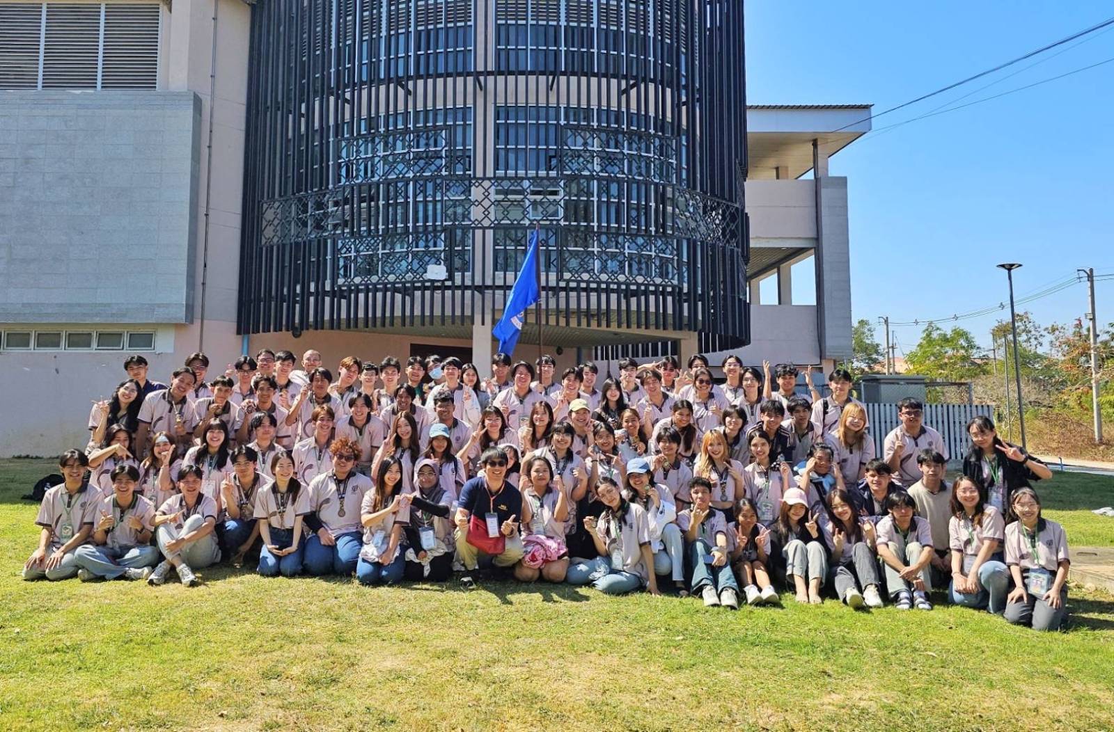 เภสัชมหิดลเข้าร่วมงานกีฬาเภสัชสัมพันธ์ ครั้งที่ 33 อโรคยานคราจัมปาศรีเกมส์ ณ มหาวิทยาลัยมหาสารคาม