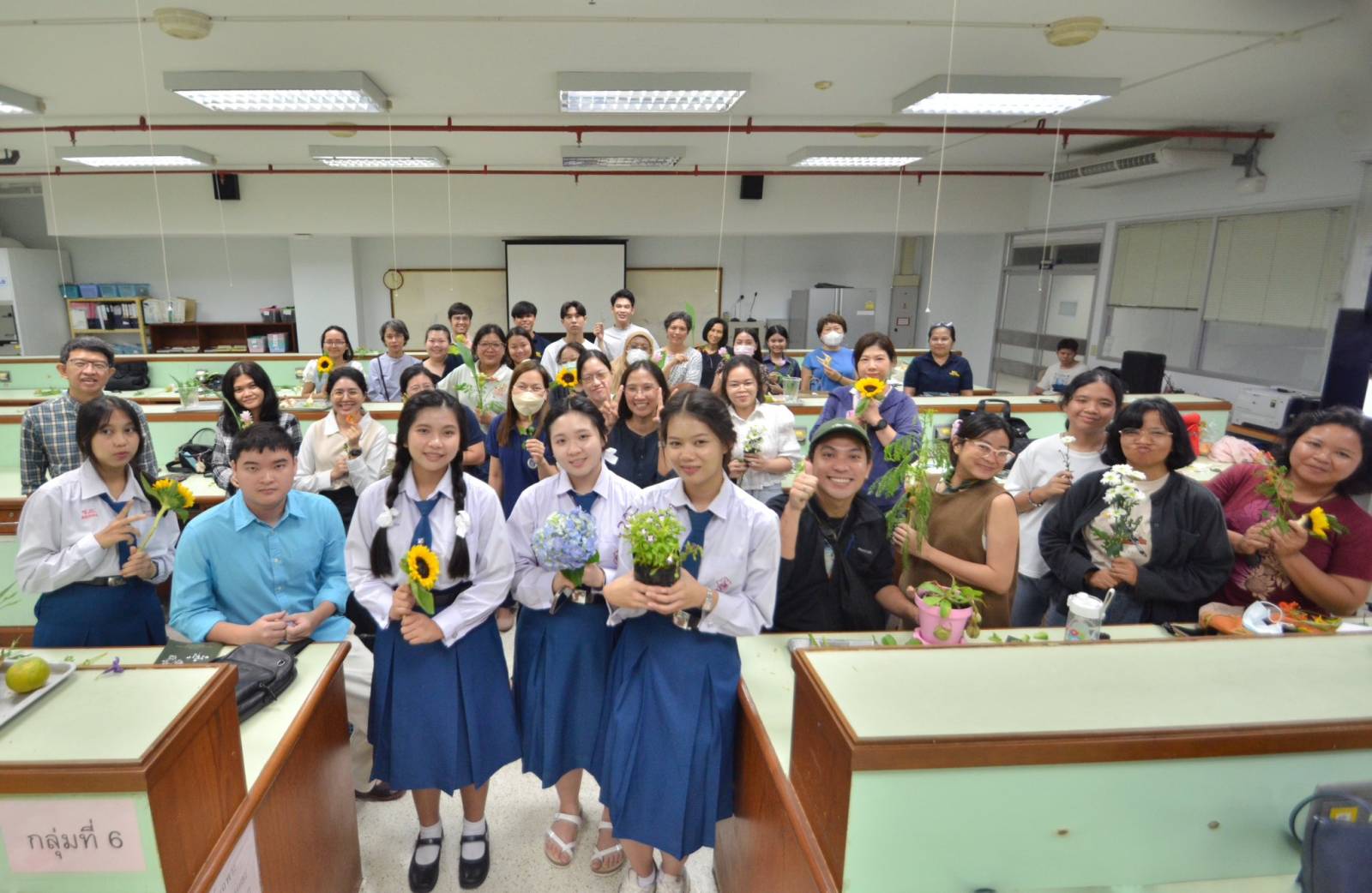 ภาควิชาเภสัชพฤกษศาสตร์จัดกิจกรรมบริการวิชาการ Herbal Appreciation: Basic Botany for Plant Appreciation ครั้งที่ 2 สร้างเสริมความรู้ด้านพฤกษศาสตร์แก่ประชาชนทุกวัย