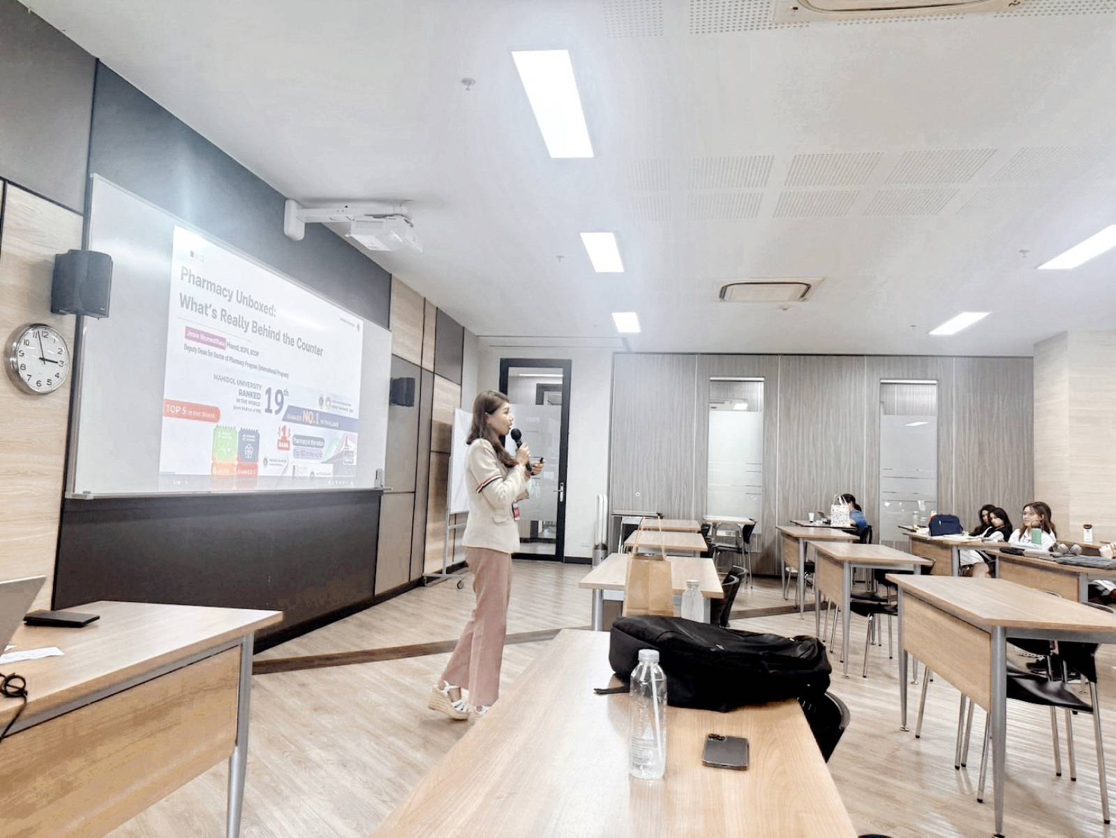 โรงเรียนเภสัชศาสตร์นานาชาติ เภสัชมหิดล เข้าประชาสัมพันธ์หลักสูตรฯ ณ Concordian International School จังหวัดสมุทรปราการ
