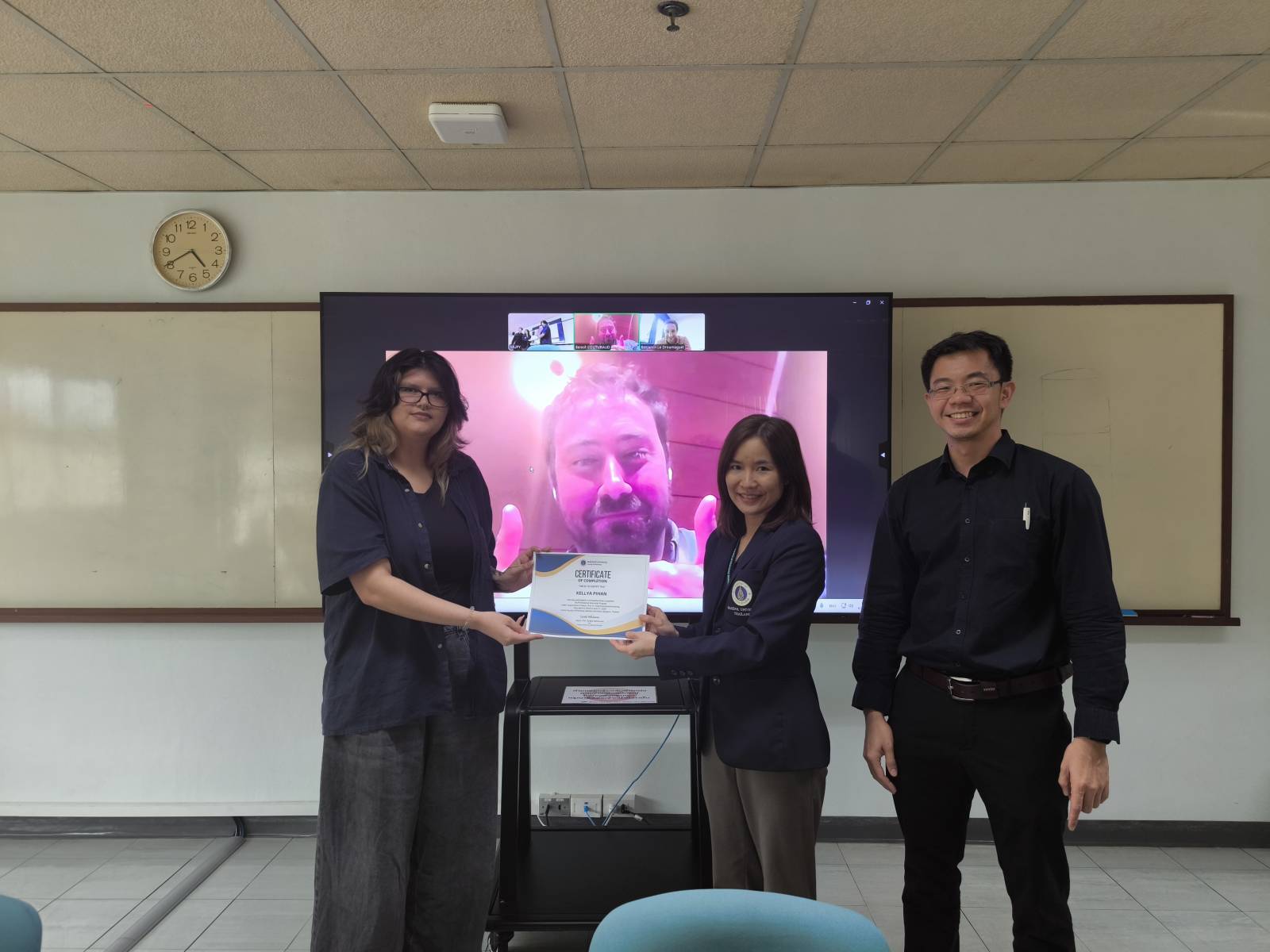 งานวิเทศสัมพันธ์ฯ จัดนำเสนอผลการเรียนรู้ของนักเรียนแลกเปลี่ยนจาก Universite Paris-EST Creteil ประเทศฝรั่งเศส