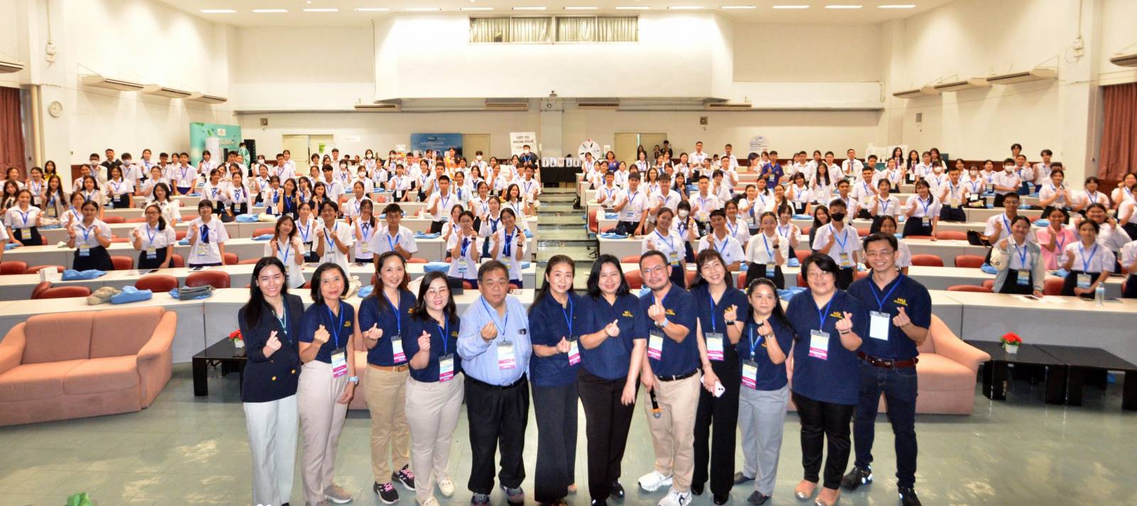 สาขาเภสัชกรรมเทคโนโลยี เภสัชมหิดล เปิดโลกการเรียนรู้ สู่การพัฒนาผลิตภัณฑ์ยาและเครื่องสำอางสำหรับเยาวชนไทย ในโครงการ 'นักวิจัยเภสัชภัณฑ์รุ่นเยาว์ ครั้งที่ 1'