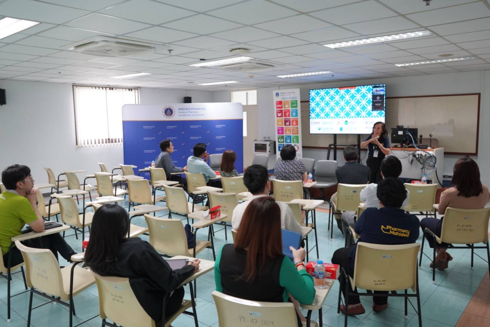 งานบริหารงานวิจัยฯ จัดโครงการ KM ด้านการวิจัย ครั้งที่ 8 หัวข้อ Pathway to International Research Fellowships: Sharing Experiences and Tips