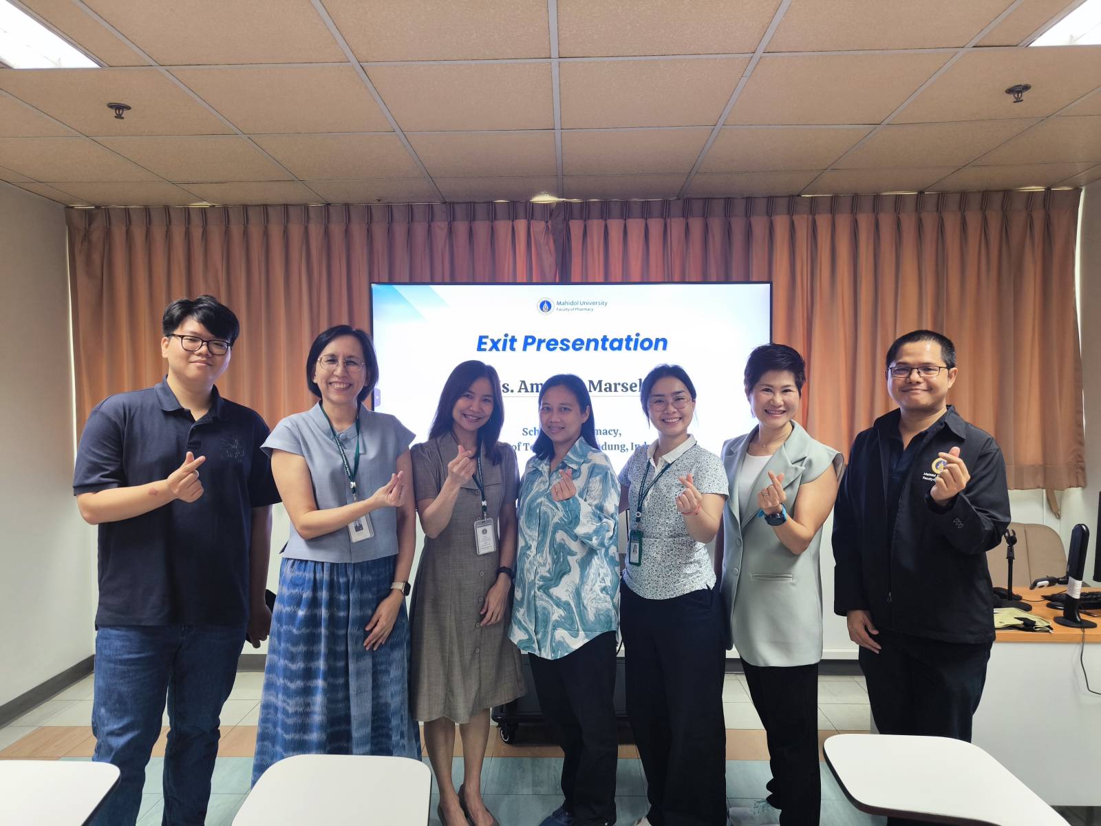 การนำเสนอผลการเรียนรู้ของนักศึกษาปริญญาเอกจาก School of Pharmacy, Institute of Technology Bandung (ITB) ประเทศอินโดนีเซีย 